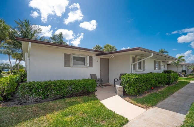 Building Photo - 2805 Crosley Dr E Rental