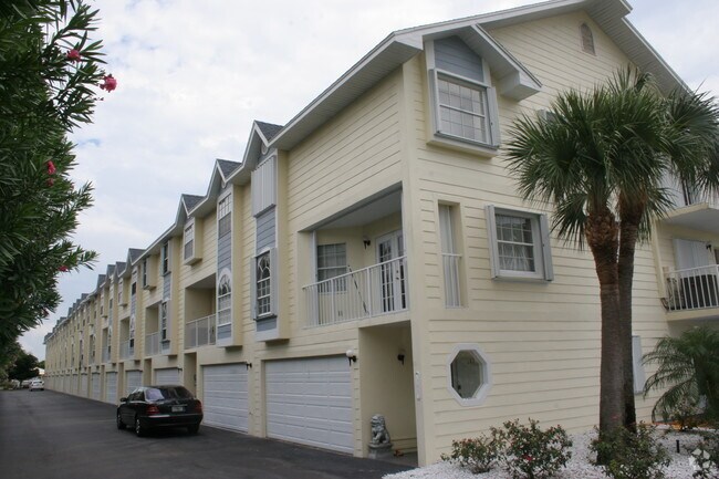Quiet Cove at Sunset Harbour - Quiet Cove at Sunset Harbour Apartments