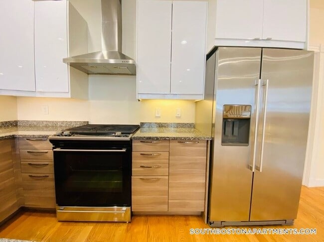 Photo - 275 Dorchester Ave