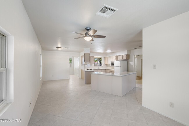 Photo - 5742 N 12th Pl