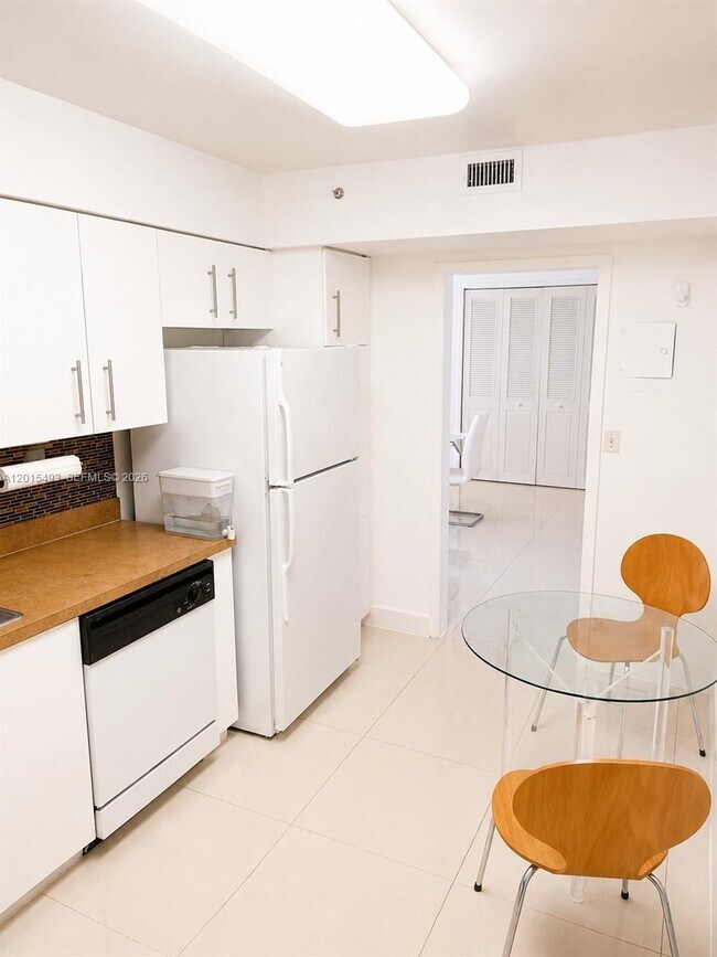 9195 Collins Ave Unit 1012