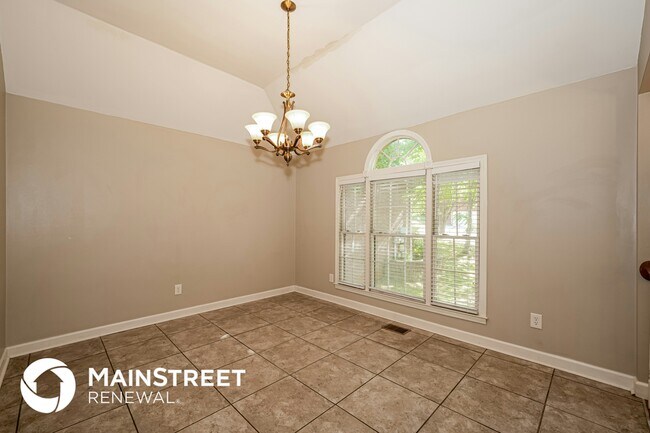 Photo - 2208 S Ashford Ct