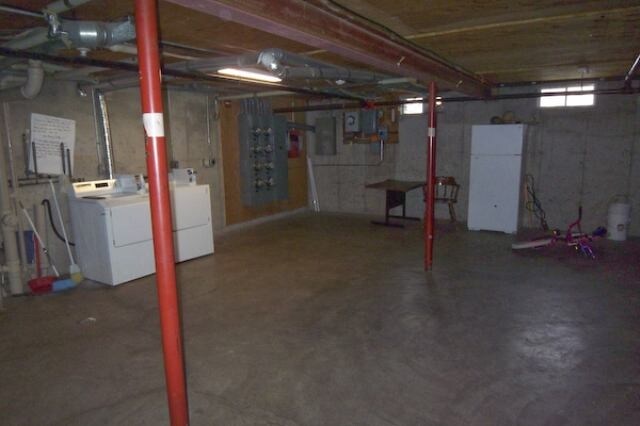 Thurston Apartments