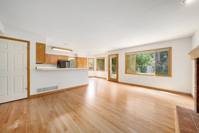 Photo - 2913 Ninebark Dr