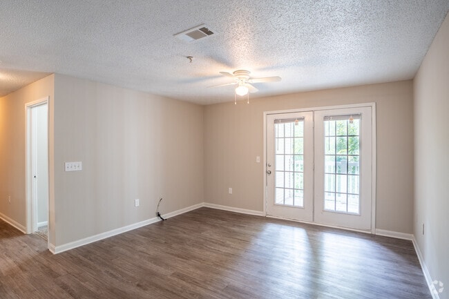 2BR, 2BA – 1,110SF - Living Room