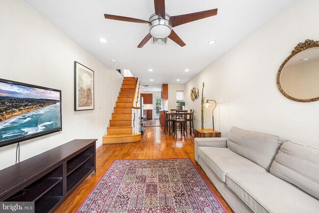 Photo - 1511 Earl St