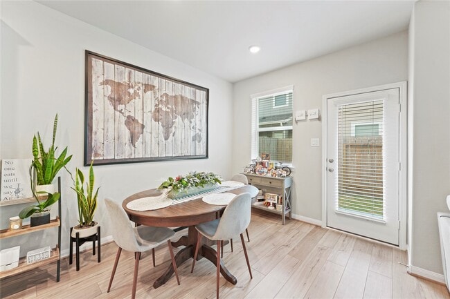 Photo - 1519 Beach Oak Dr