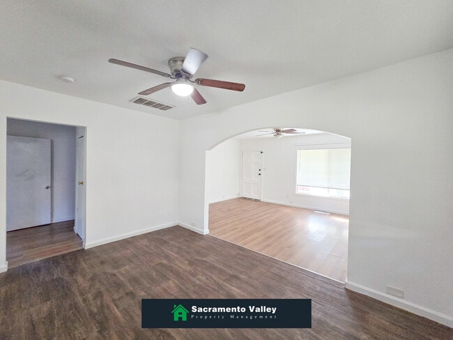 Photo - 4235 Arlington Ave