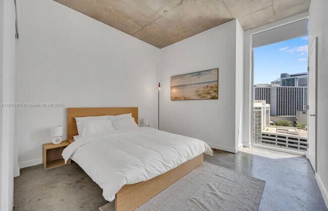 Photo - 151 SE 1st St Unit 1111