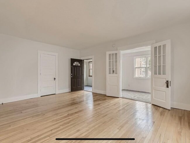 Living Room - 3312 Hennepin Ave Unit 1 Main Level