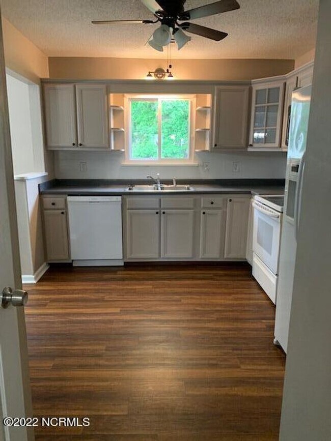 1302 Kevin Ct
