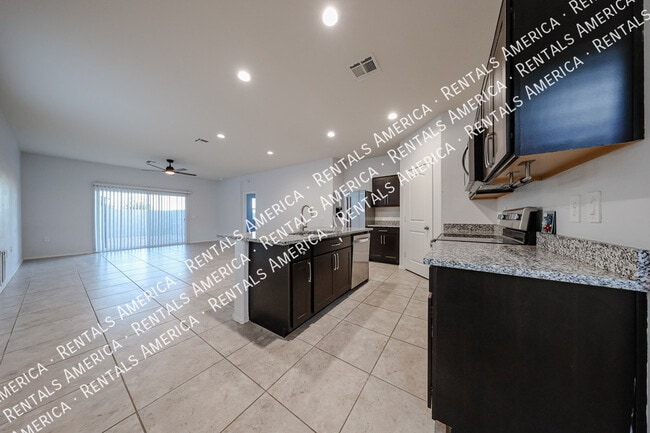 Photo - 36472 W San Capistrano Ave