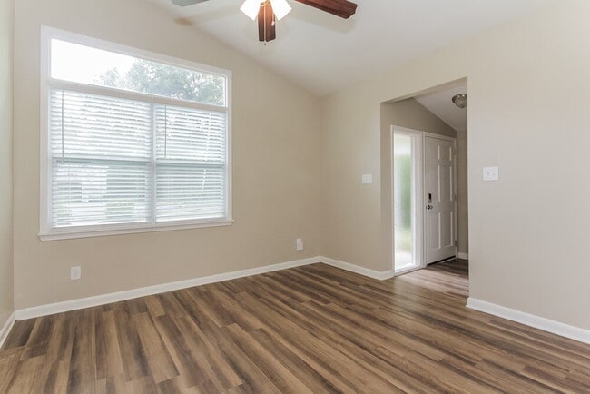 Photo - 5401 Venado St