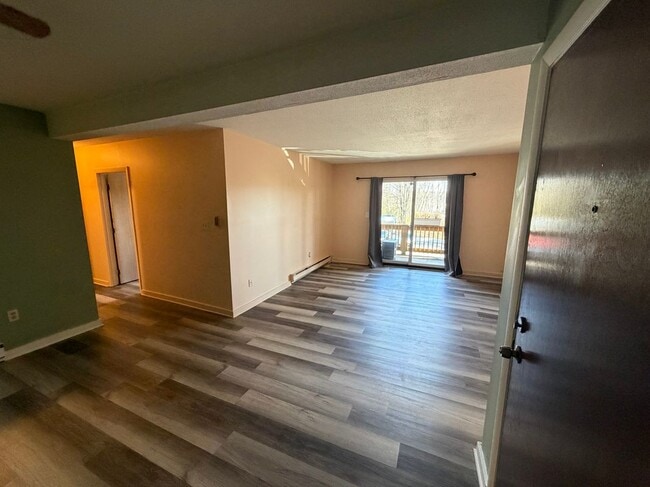 Photo - 1088 Dover, 203