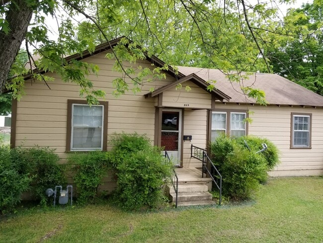 Photo - 809 S Rogers St House
