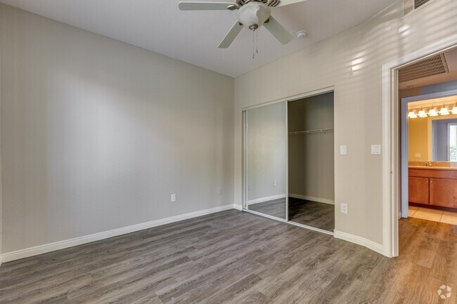 1 BR, 1 BA (Ambrose) - 717 SF