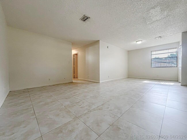 Photo - 10901 NW 45th St Unit 10907
