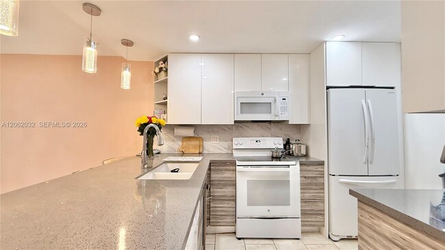 Photo - 1830 Dixianna St Unidad 603