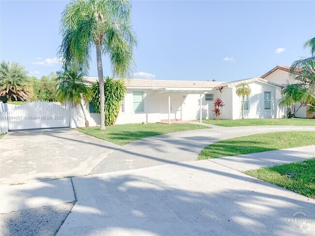 Building Photo - 3321 SW 110th Ave Rental