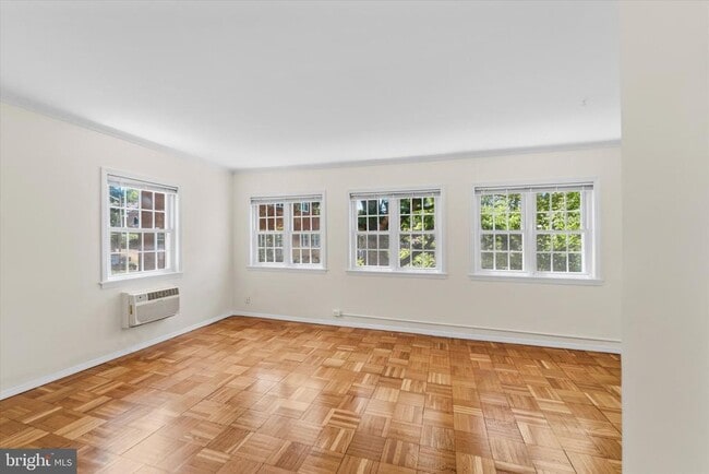 Photo - 3226 Gunston Rd