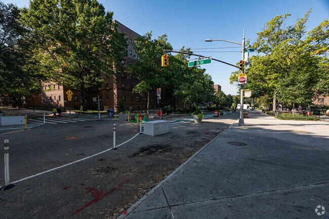 Photo - 7810 34th Ave