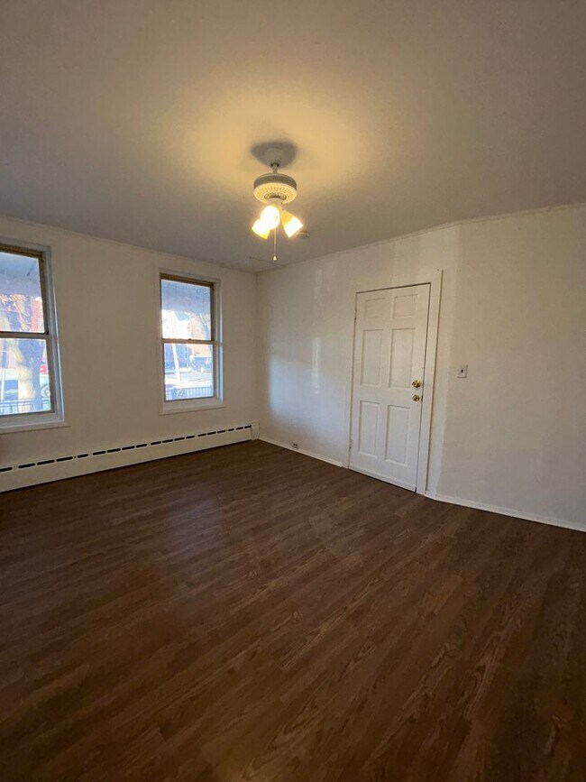 76 hudson St Apartment For Rent in Trenton, NJ