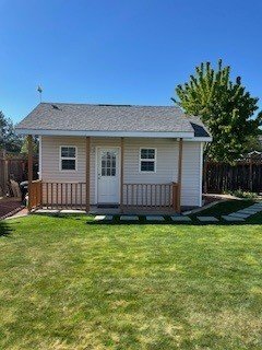 Building Photo - 610 N 12th Ave