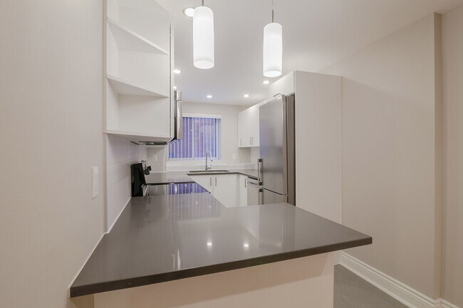 Photo - 3421 Rue Drummond Unit 25