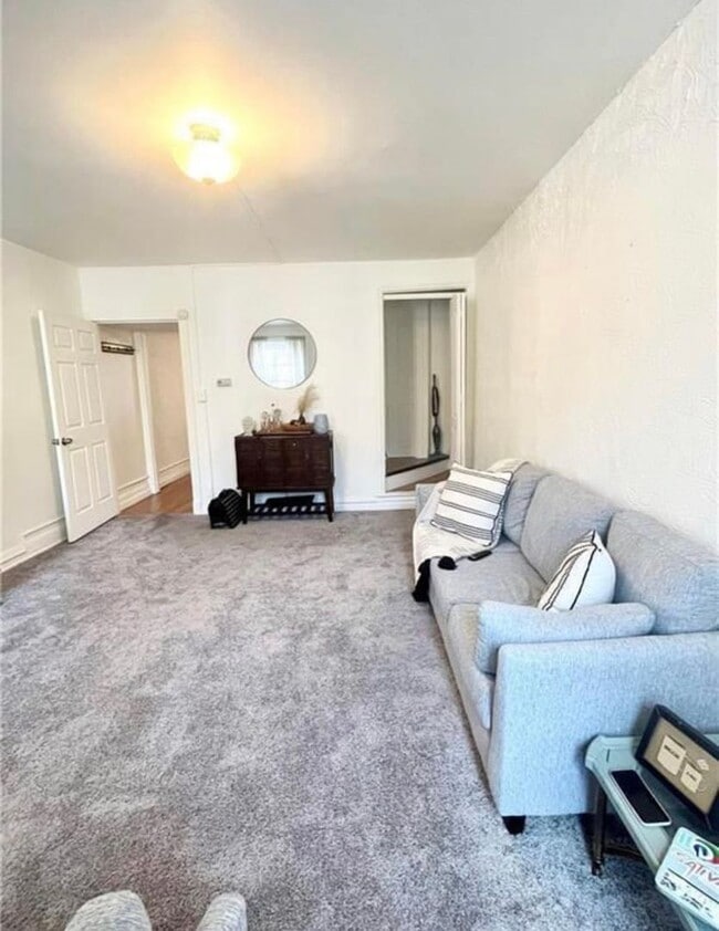 Photo - 224 N 7th St