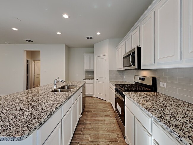 Photo - 1650 Briar Hunt Dr