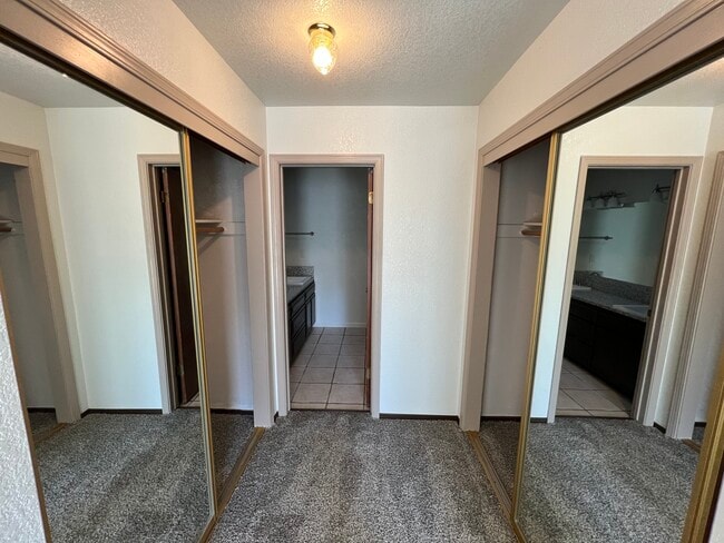 Photo - 801 Foxfire Dr