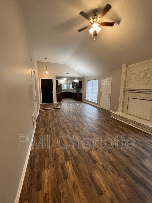9007 Vicksburg Rd