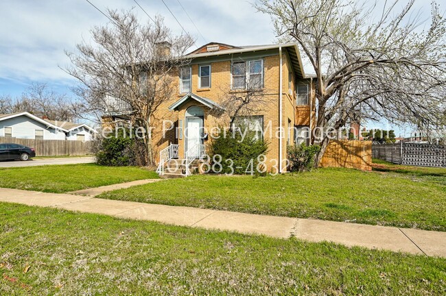 Building Photo - 1123 NW 30th St
