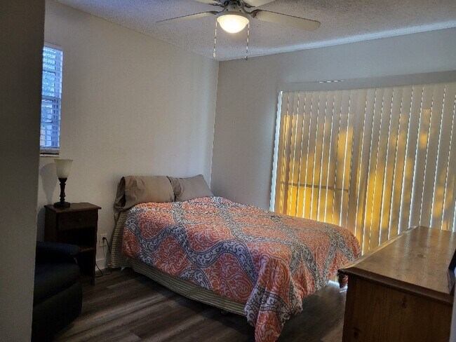 Photo - 7086 Queen of Hearts Ct