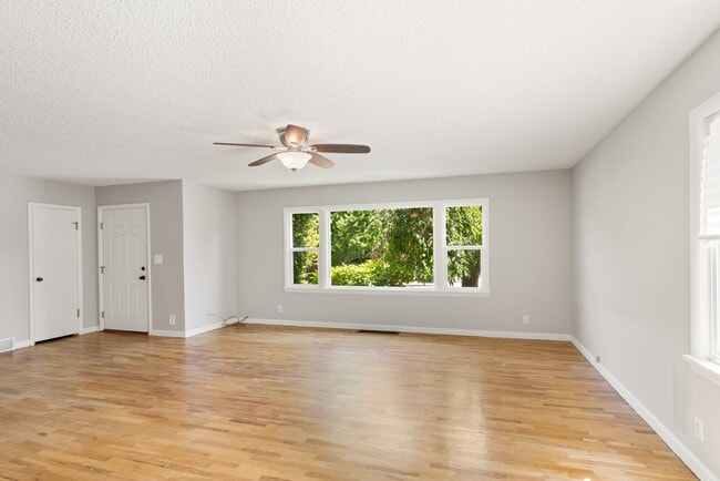 Photo - 4 Bedroom 2 Bath