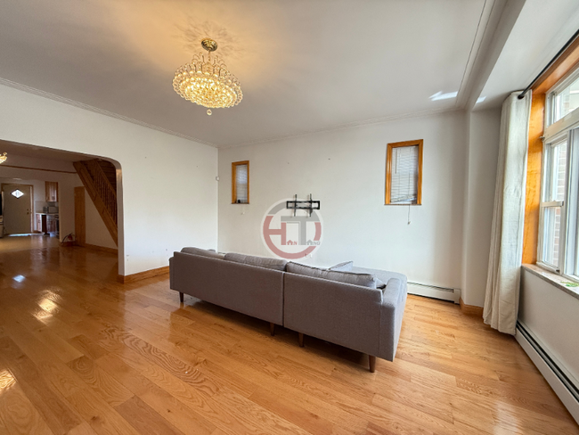 Photo - 2529 Laconia Ave Townhome
