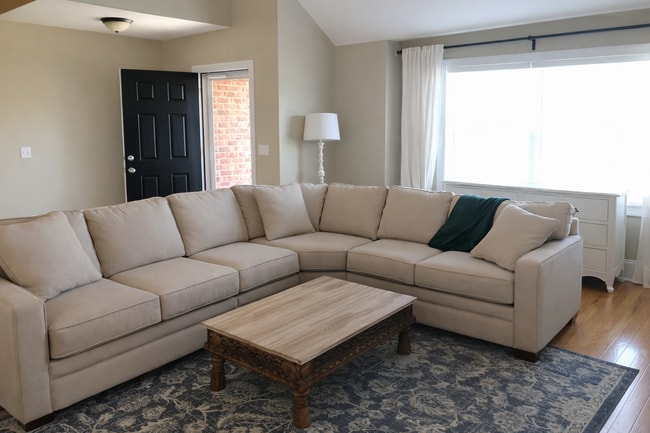 Photo - 2198 Balclutha Ln