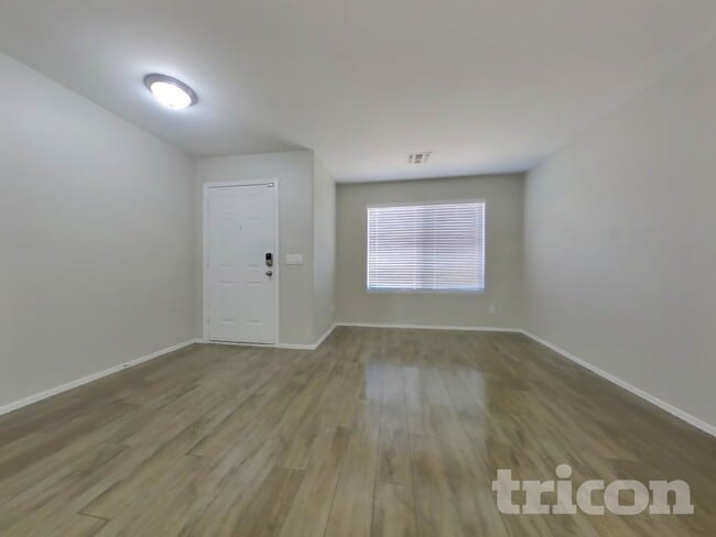 Photo - 12613 W Indianola Ave