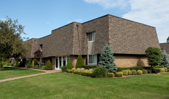 Building Photo - Fairfield at West Babylon Rental