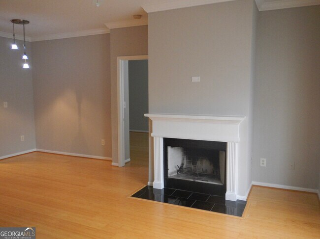 Photo - 5641 Roswell Rd Unidad 203