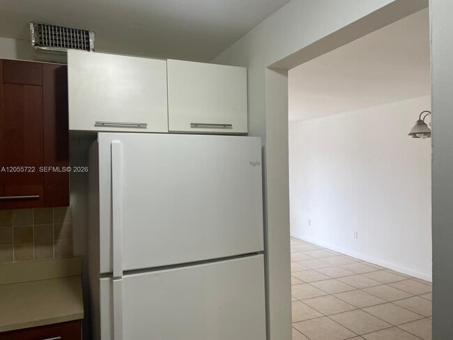 Photo - 3522 NE 171 St Unit 206