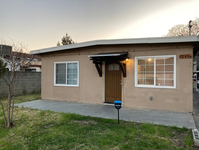 Building Photo - 545 N 8th Street Rental