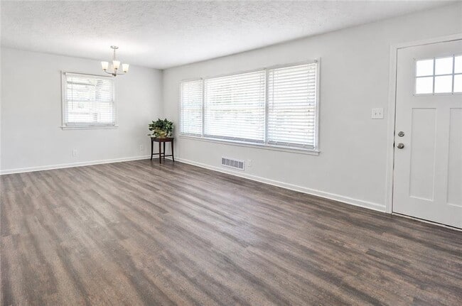 Photo - 2191 Greystone Way