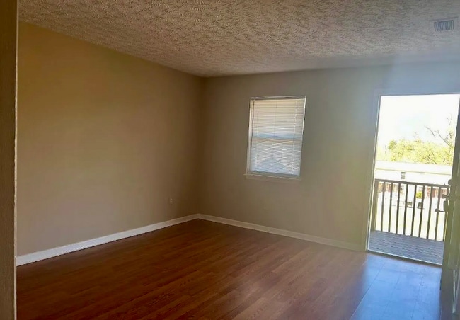 3138 Tiffany Ct Unit 4