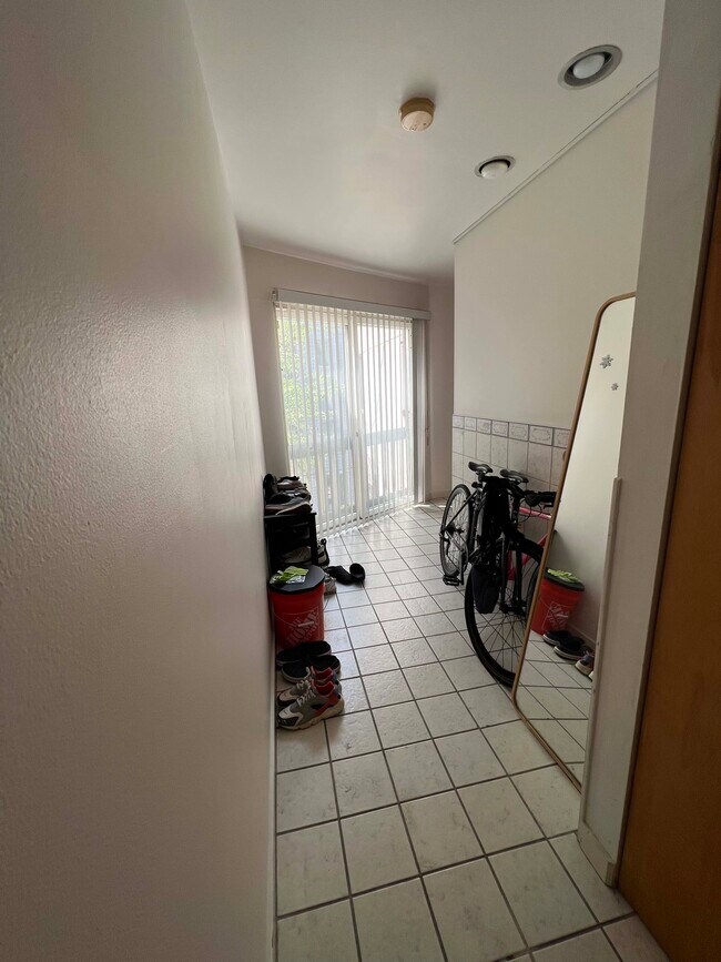 Photo - 2338 Perot St Unidad 4