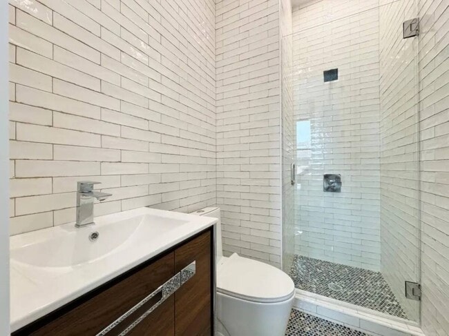 Photo - Furnished room/NOT APARTMENT Unit 4