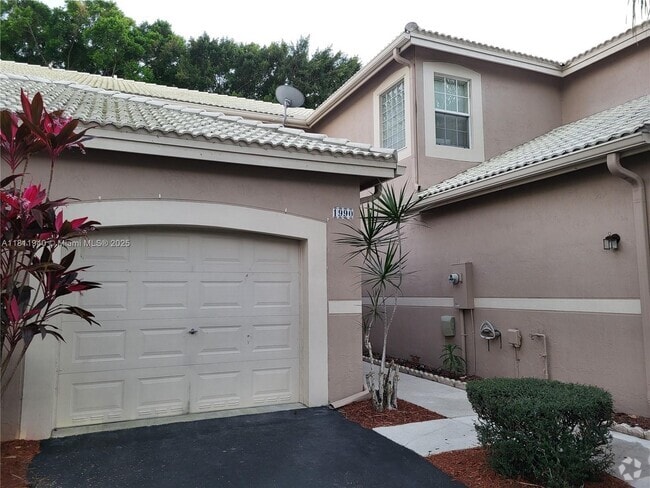 Building Photo - 1990 Madeira Dr Rental