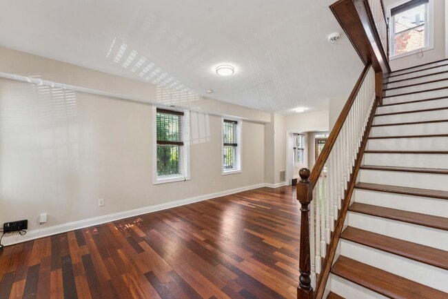 Photo - 2911 Sherman Ave NW