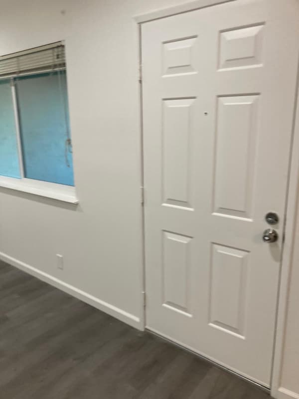 Photo - 166 Hackamore Ln