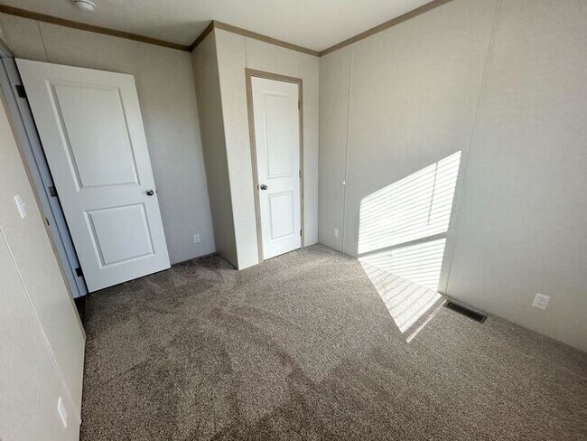 Photo - 29773 W Deerfield Ct